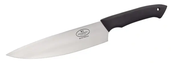 Kökskniv med brett rostfritt blad och ergonomiskt svart handtag för matlagning och vilthantering