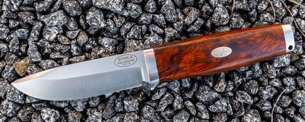 Fällkniven Jaktkniv SK2L Embla, Lam. CoS stål, 100mm, Desert Ironwood skaft, läderslida, 164g